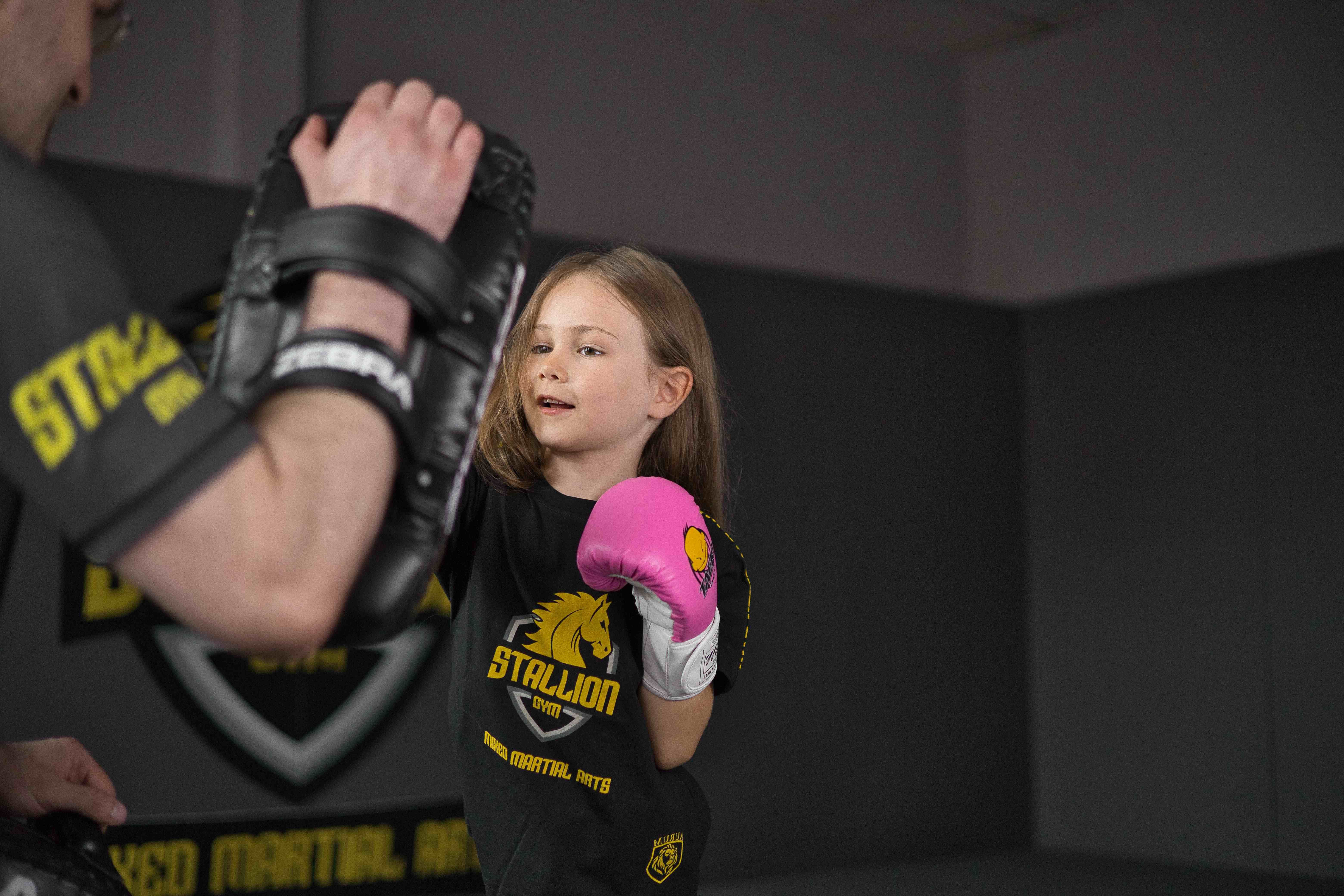 Kindertraining (6-14 Jahre) Training im STALLION GYM Herrenberg